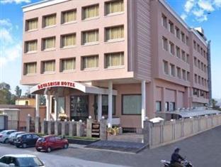 Hotel Devashish Халдвани Экстерьер фото